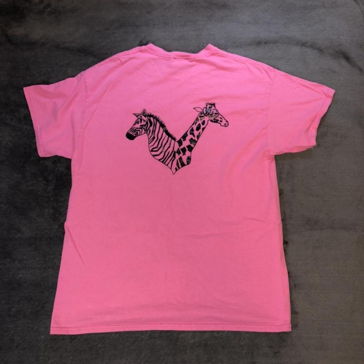 Gildan Women's Pink and Black T-shirt | Depop