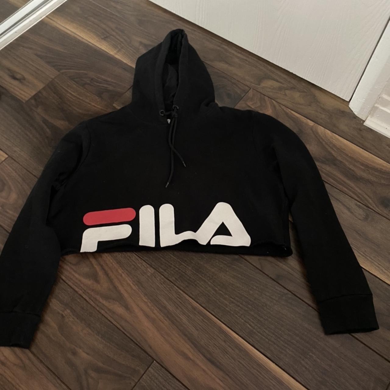 Fila hoodie outlet black and white