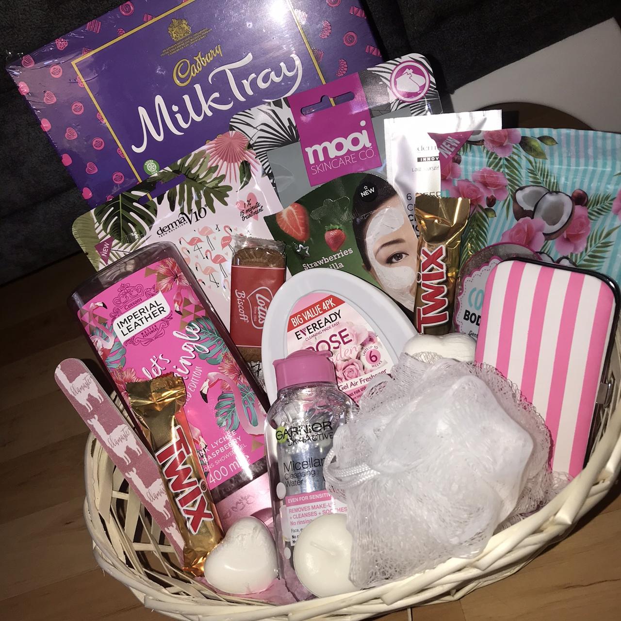 Requested order for a friend on her Depop