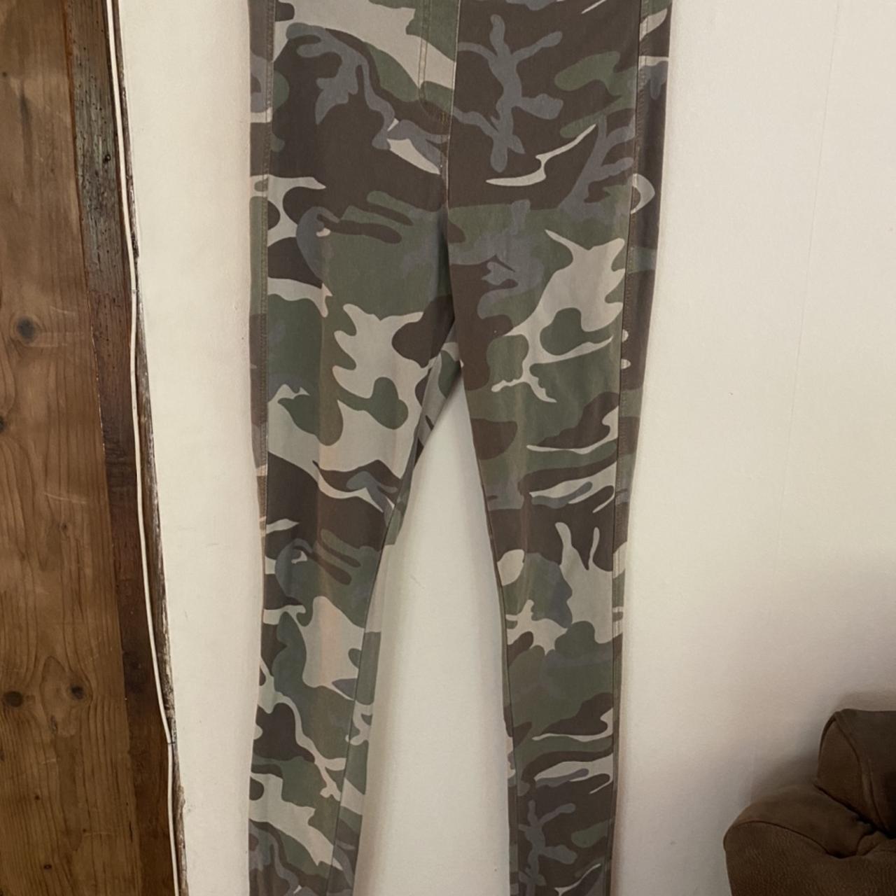 Topshop shop camo leggings