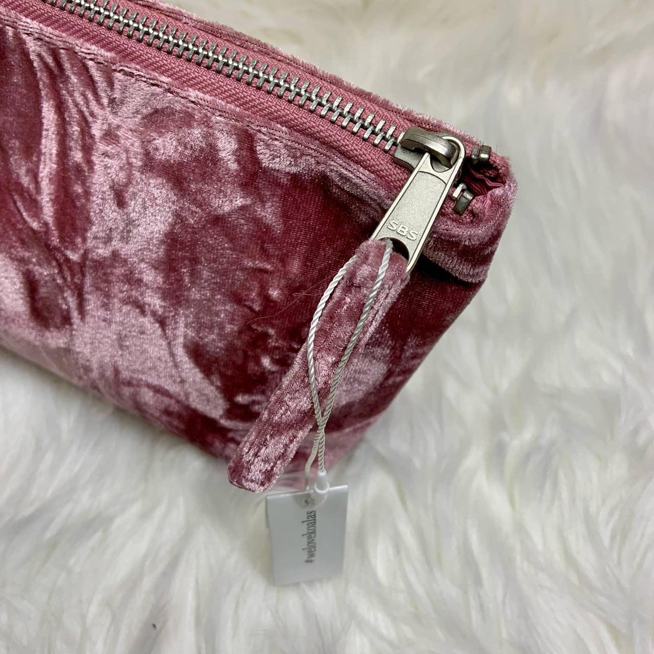 Clutch Bag: Petal Pink Crushed Velvet – Quilted Koala