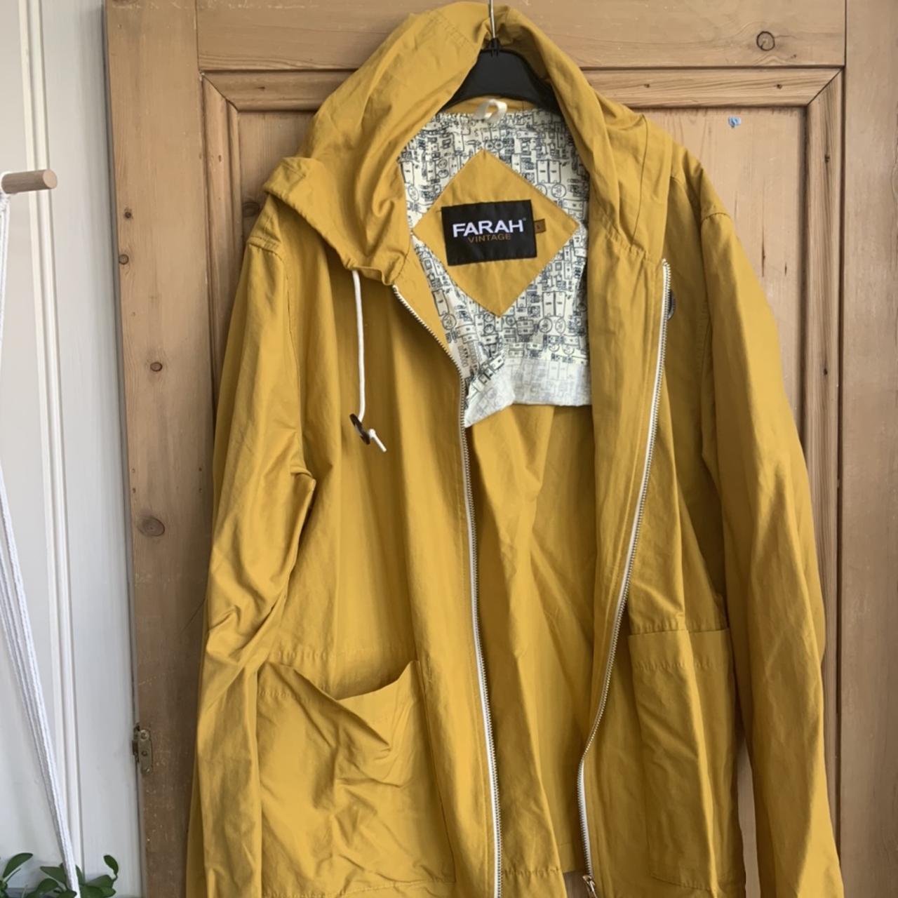 farah raincoat