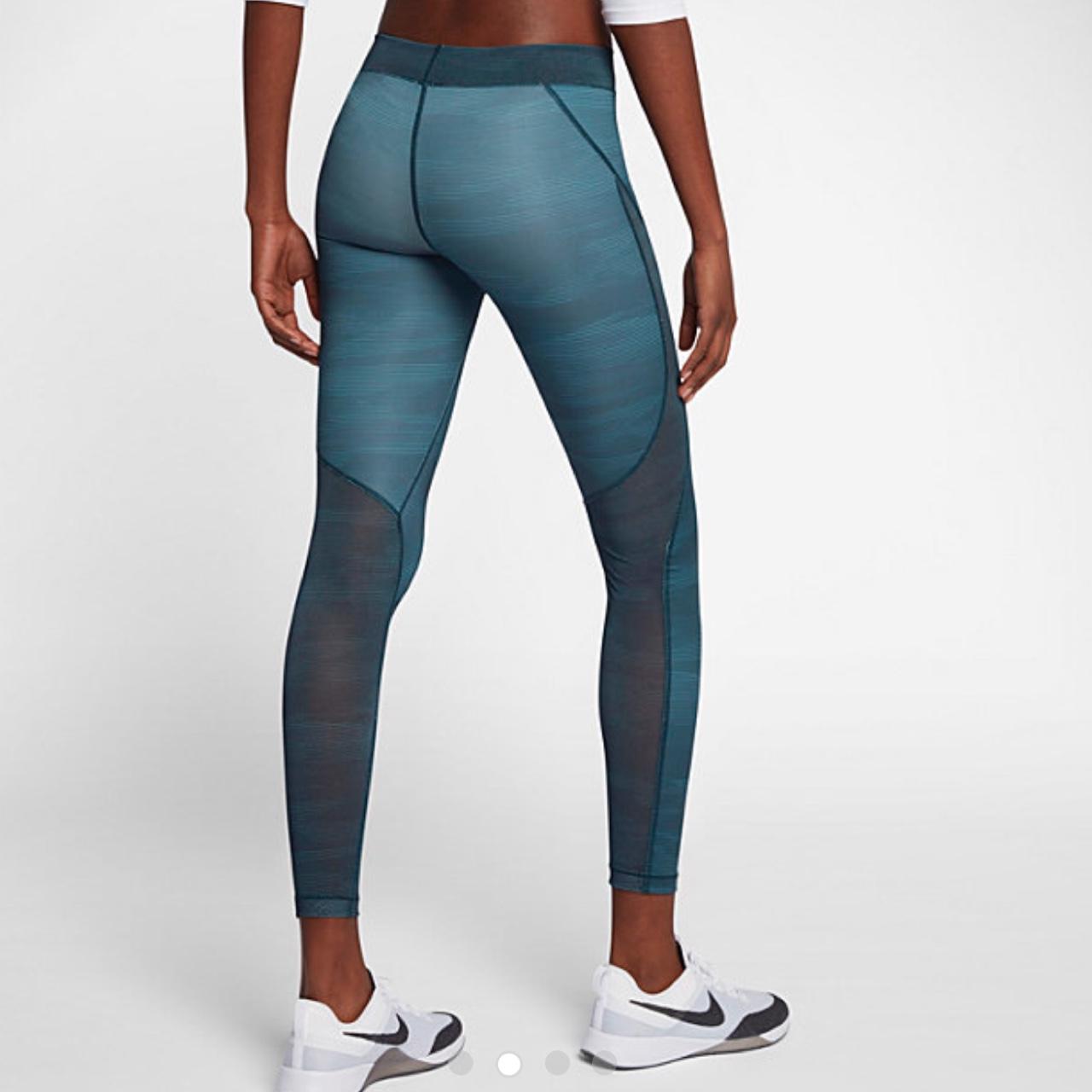 Nike pro hyperwarm athletic leggings / tights. They - Depop