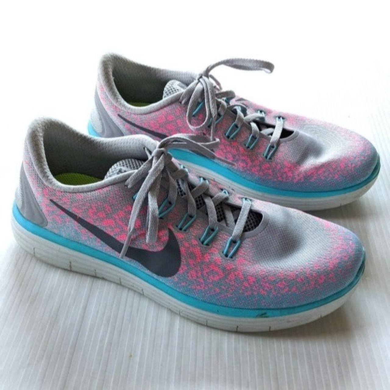 womens nike free run running shoes