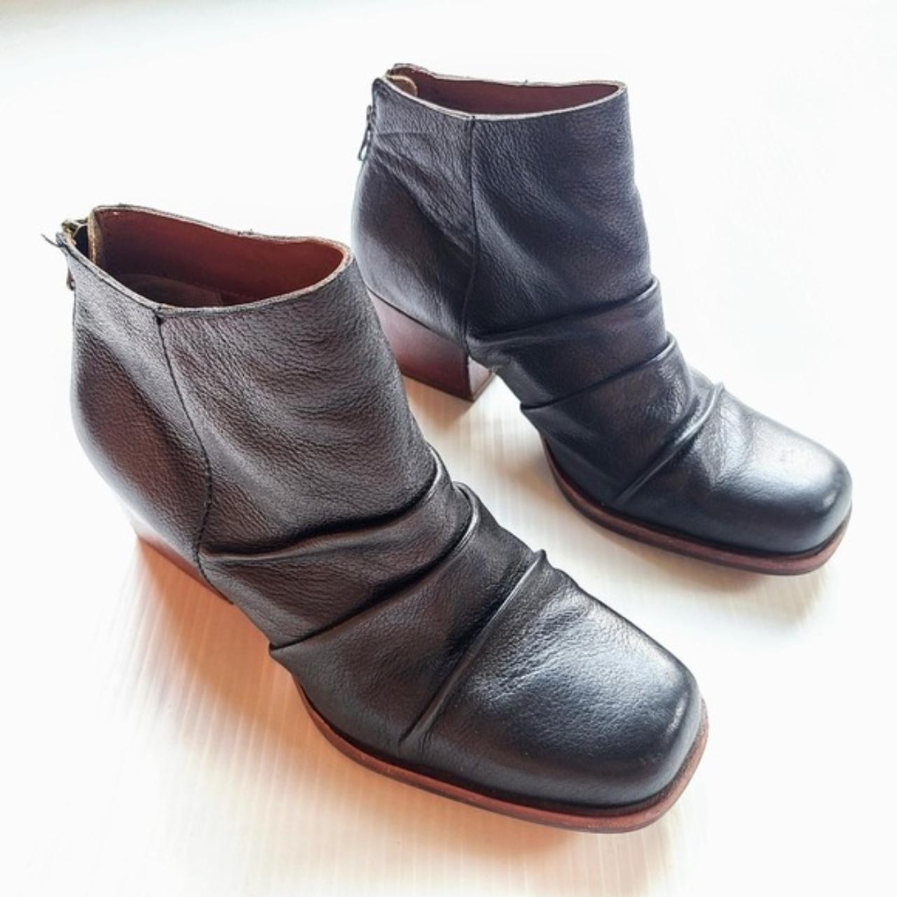 Kork ease 2024 black booties