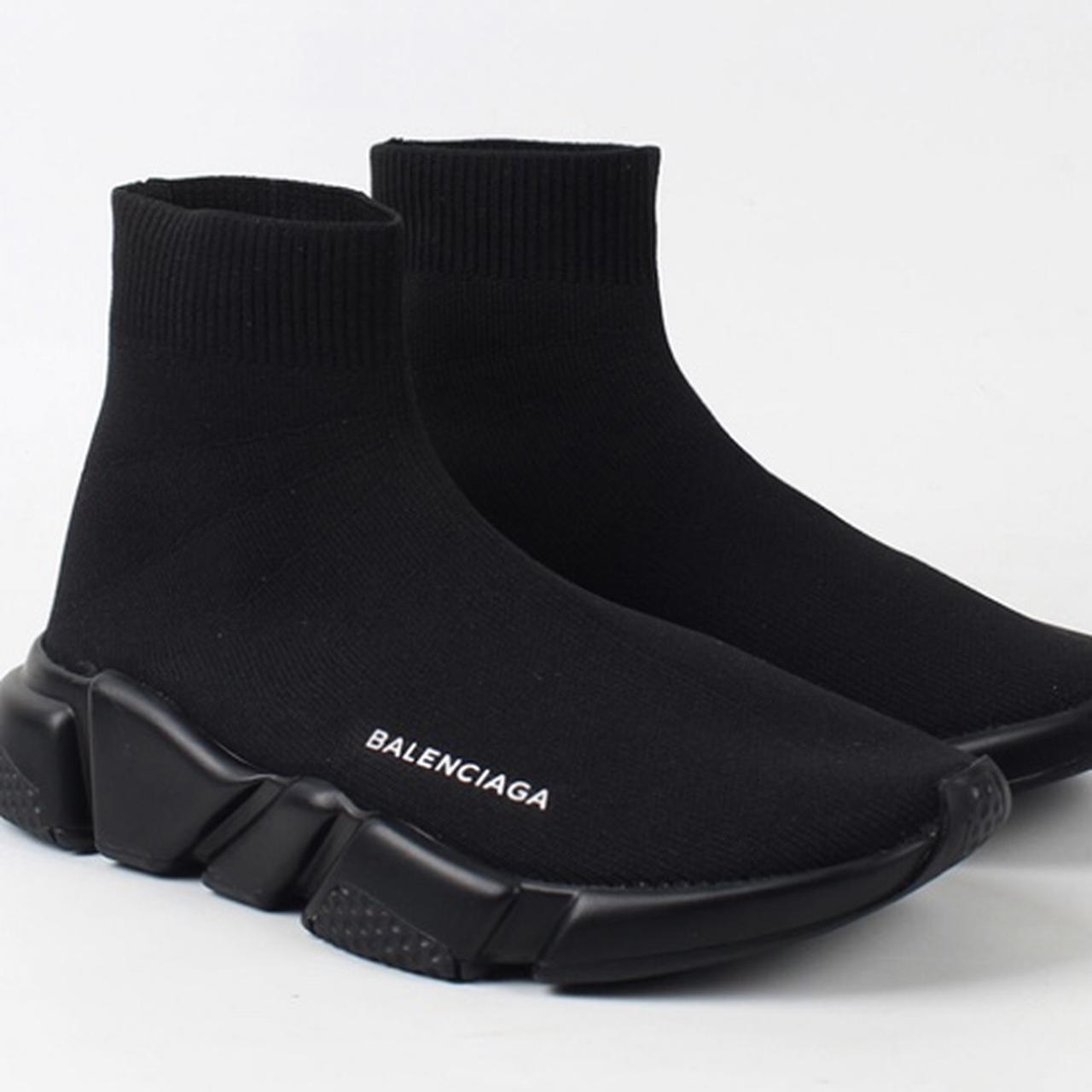 Balenciaga Runner All black - Depop