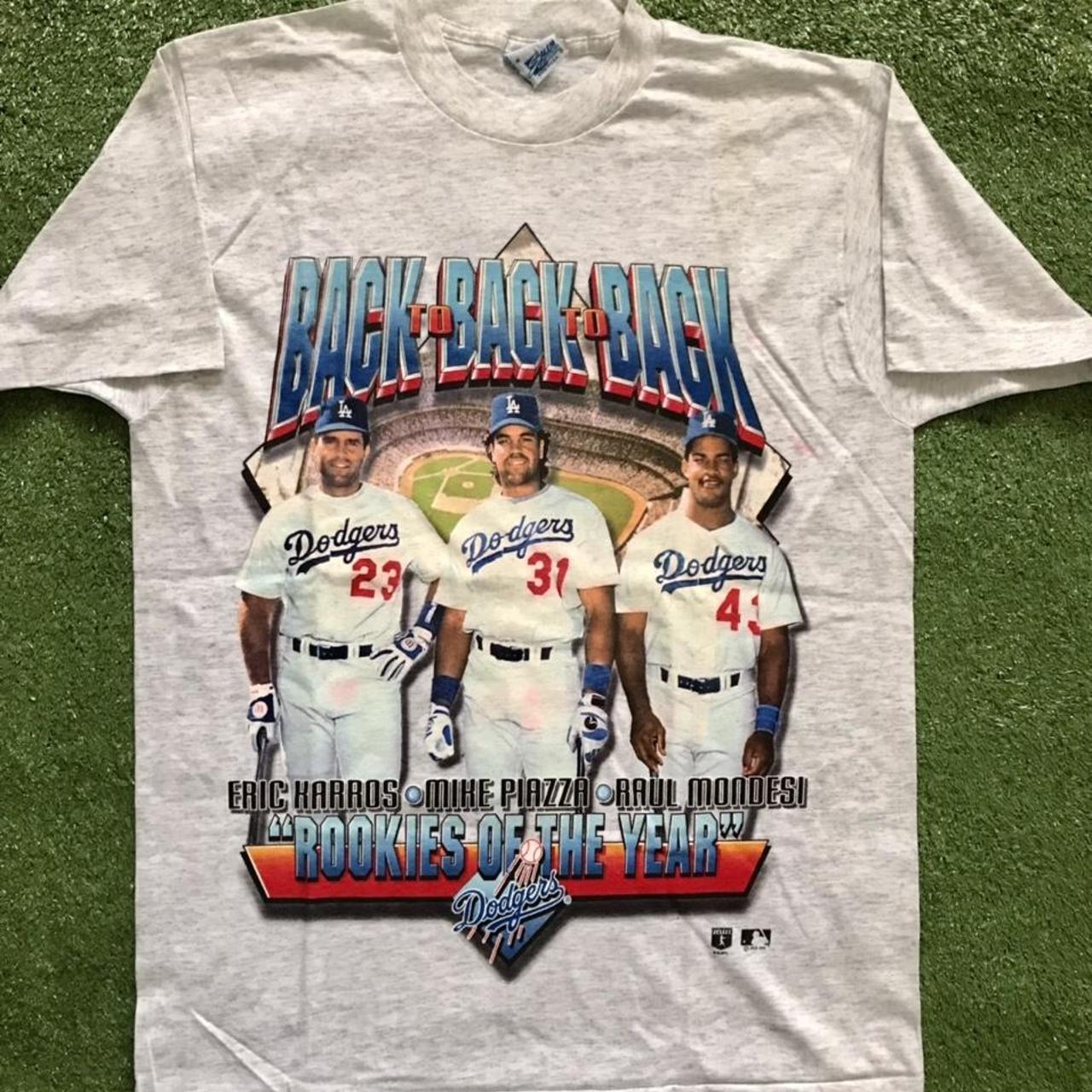 LA Dodgers Shirt 5'11 and fits me Selling a ton of - Depop