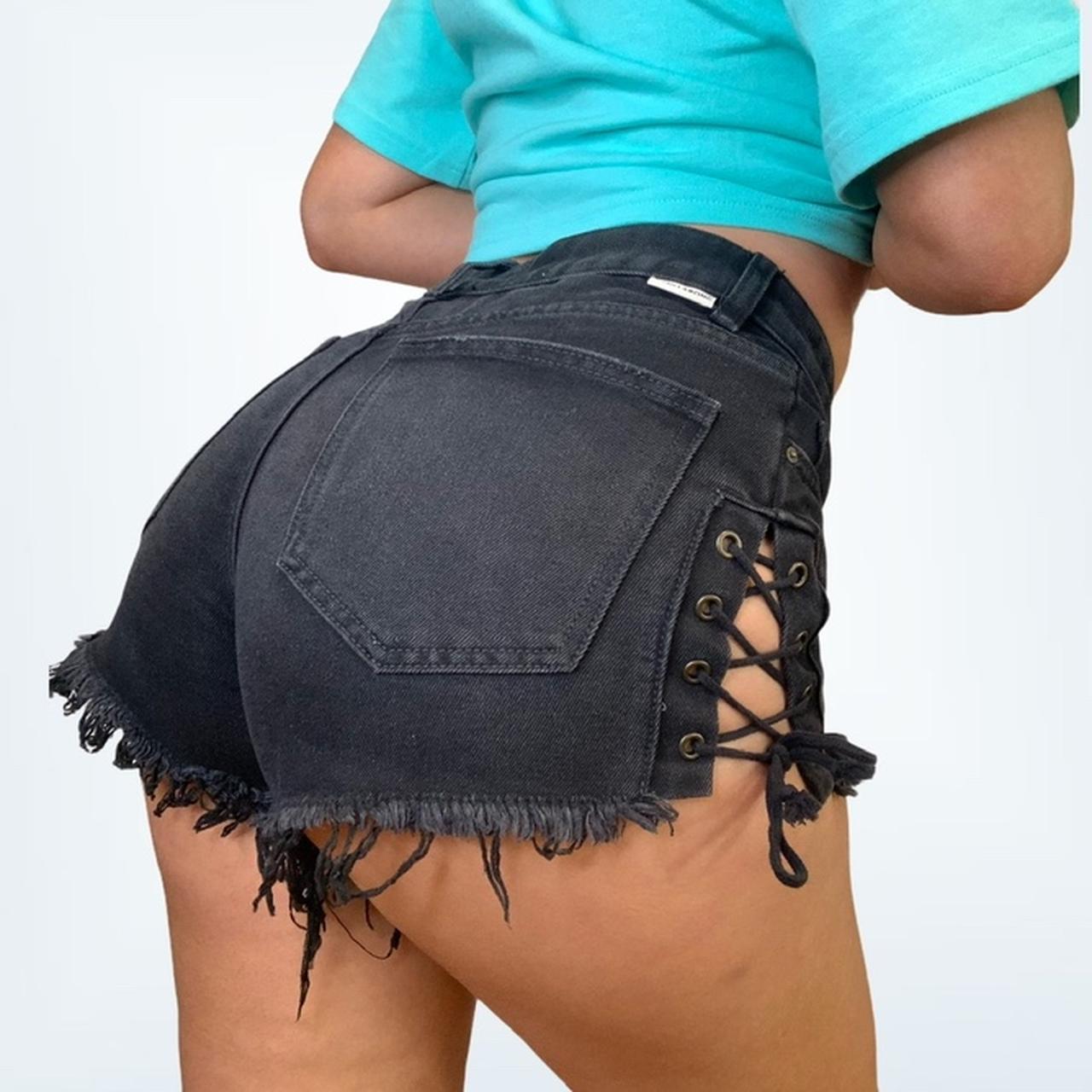 Annatrapcatt Instagram.