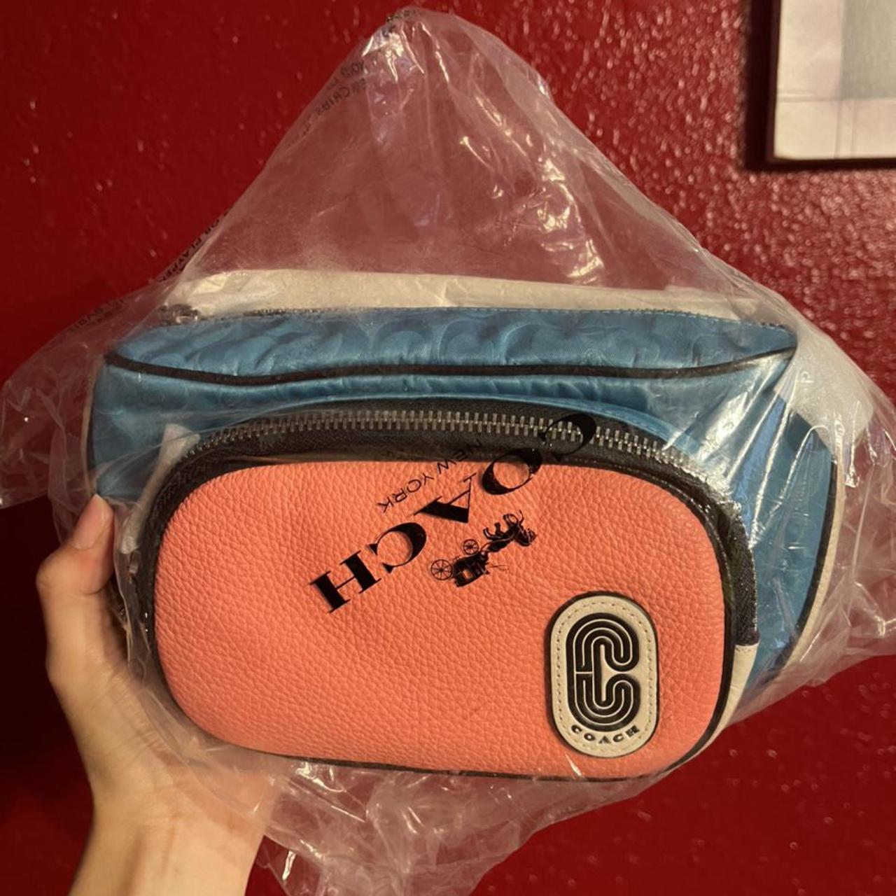 Pink coach outlet fanny pack