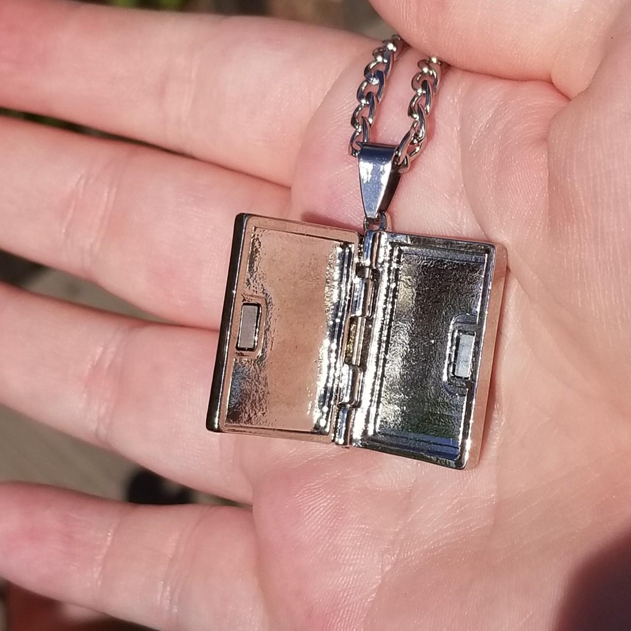 the-fairytale-locket-18-inches-adjustable-up-depop