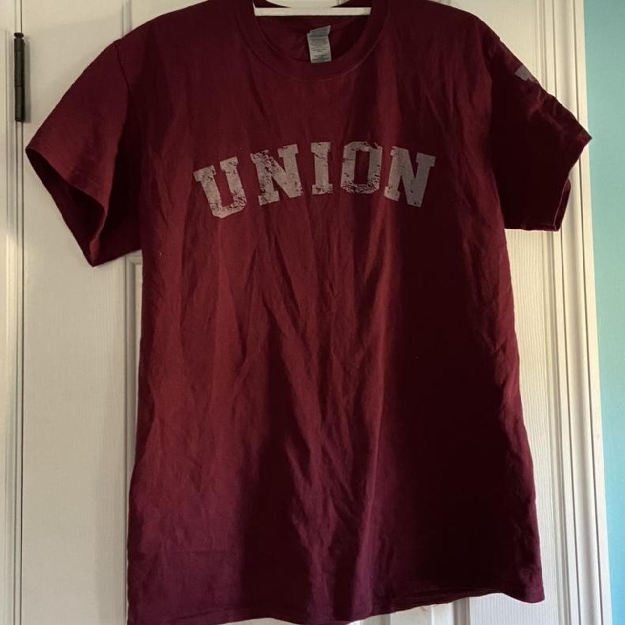 Union College Gildan Tee Size Medium “U” on left... - Depop