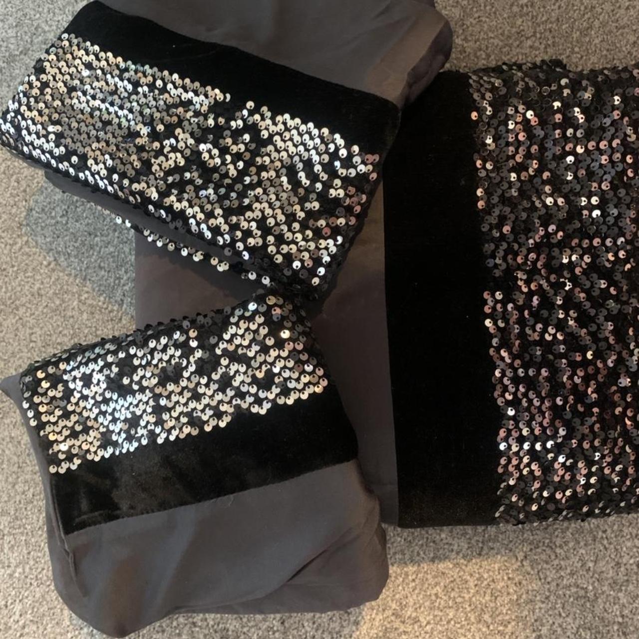 Kylie black glitter bedding used in guest room few... Depop