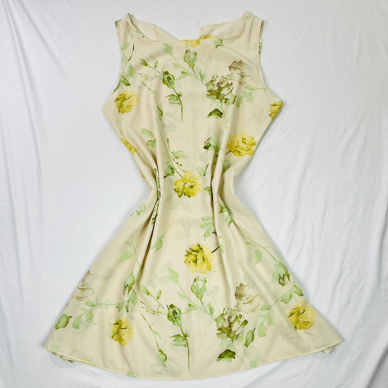 Product Image 1 - beige floral midi dress 

see