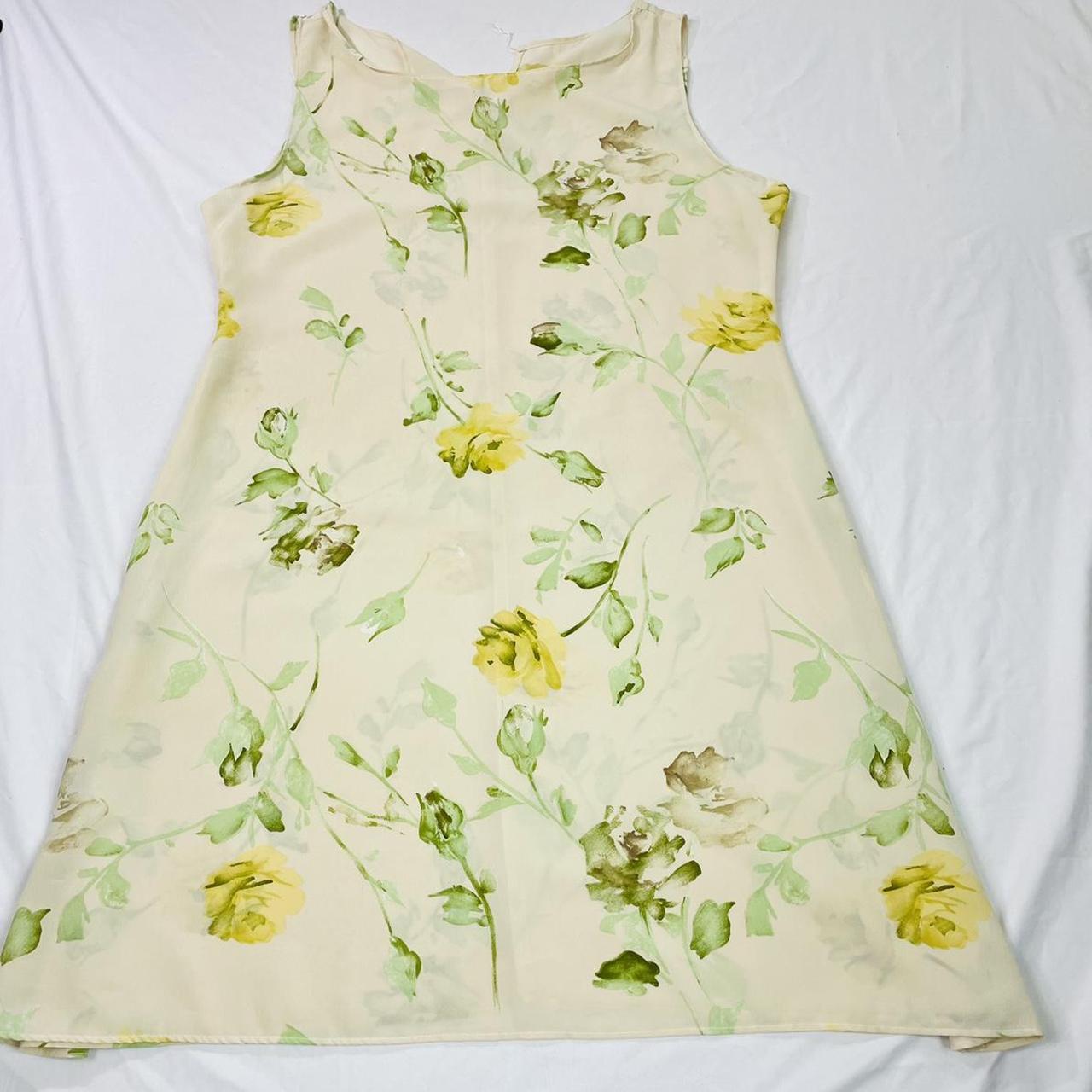 Product Image 3 - beige floral midi dress 

see