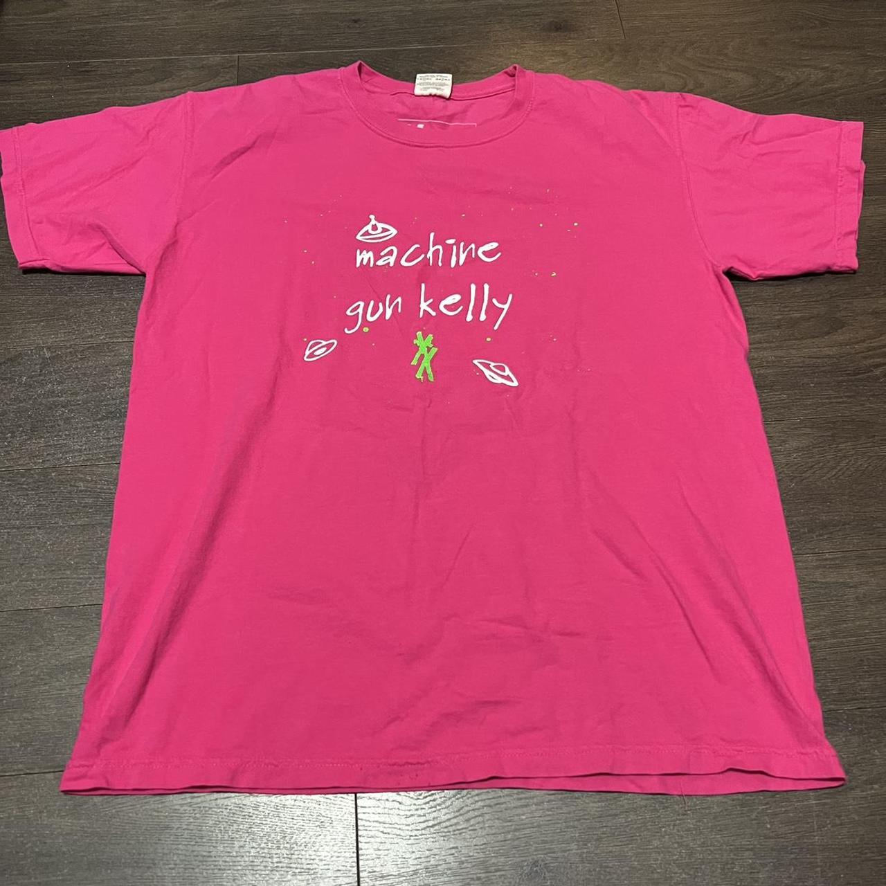 Classic machine gun Kelly connect for aliens t... Depop