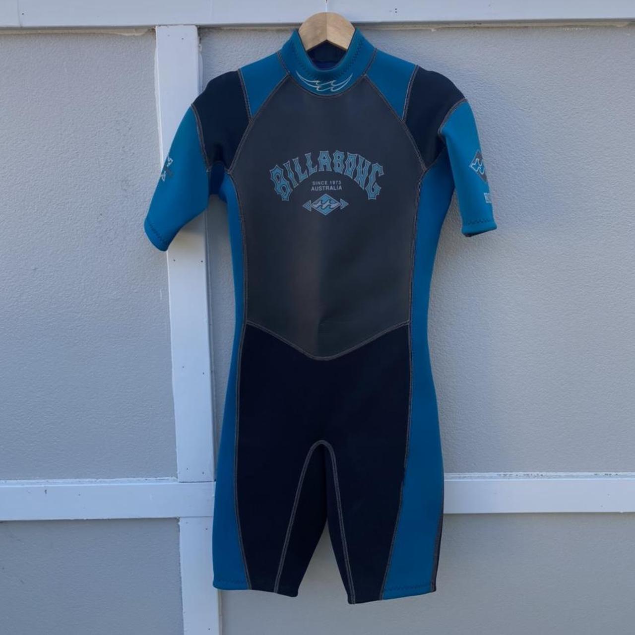BILLABONG Megastretch 202 Men’s Shorty Wetsuit... Depop