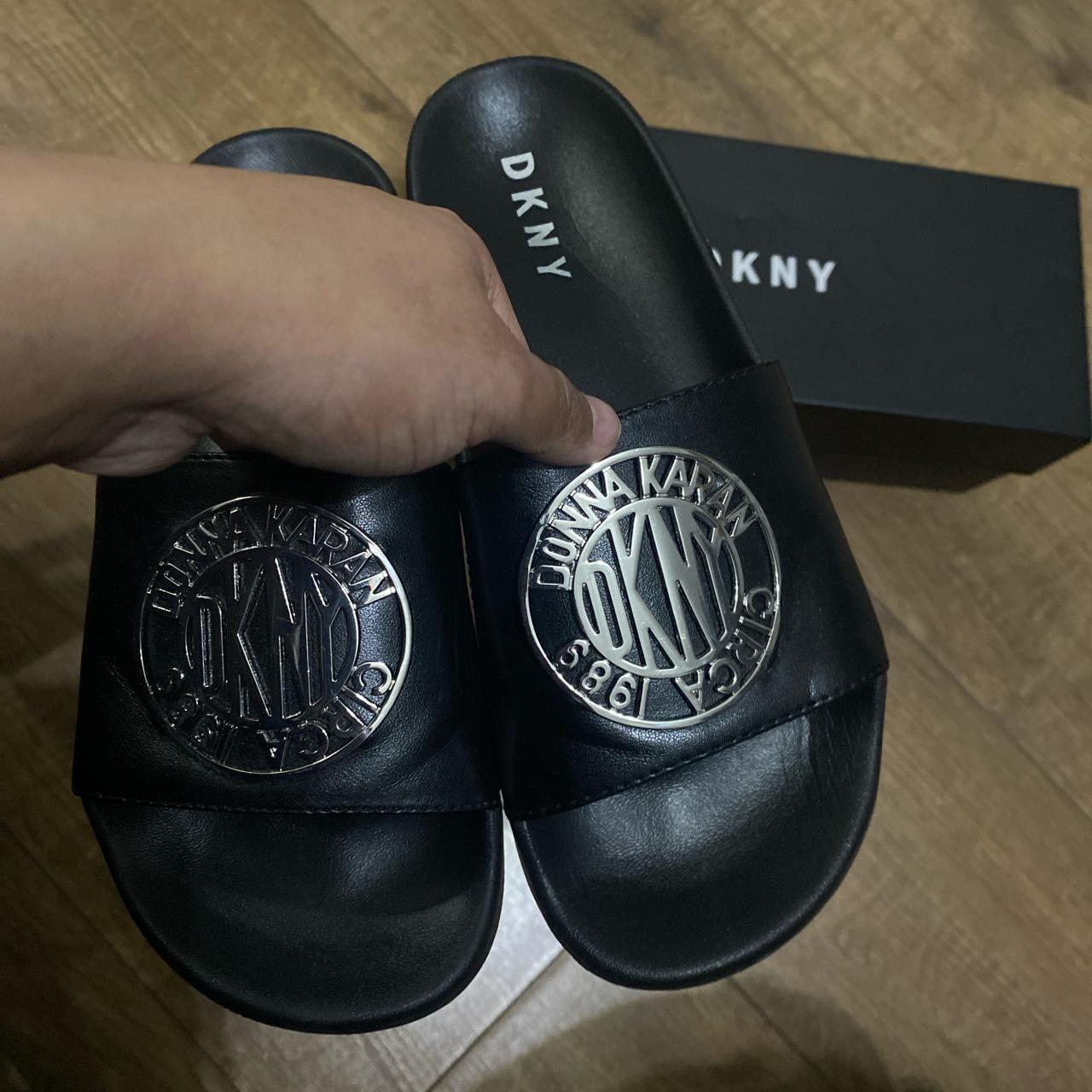 dkny silver sliders