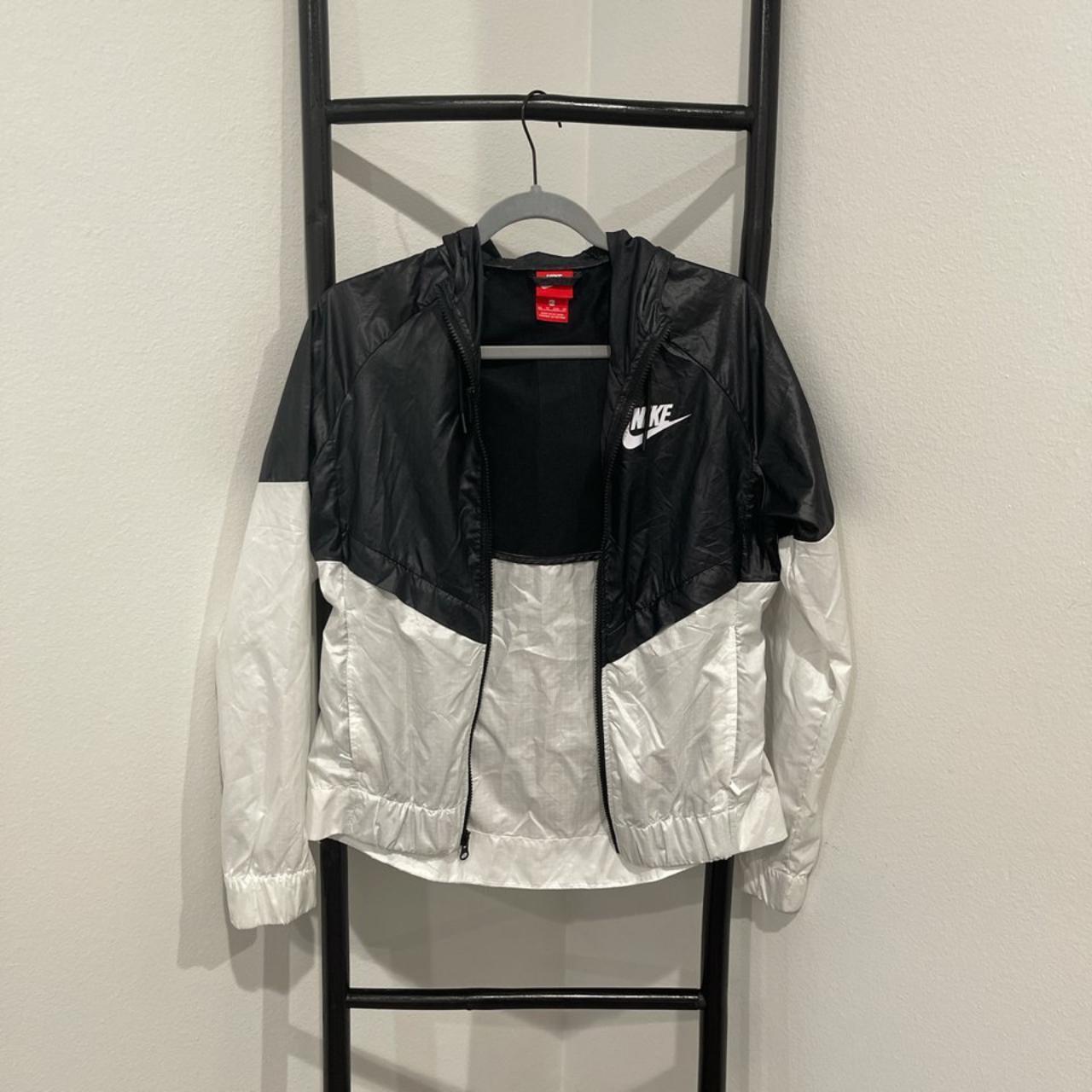 NIKE- Yankees Two Toned Zip-up, Large and in good - Depop