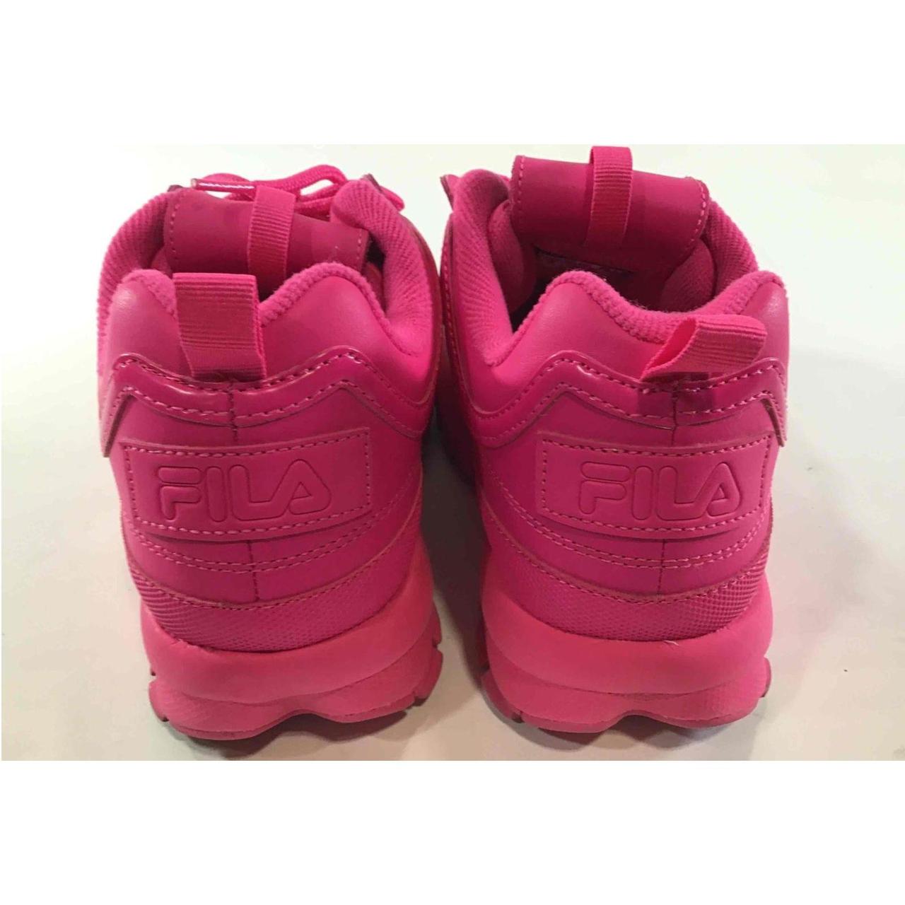 pink filas with roses