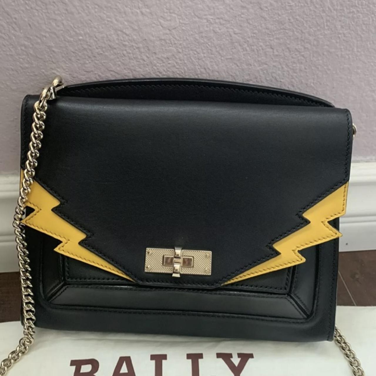 Bally Pre-owned Women's Leather Shoulder Bag