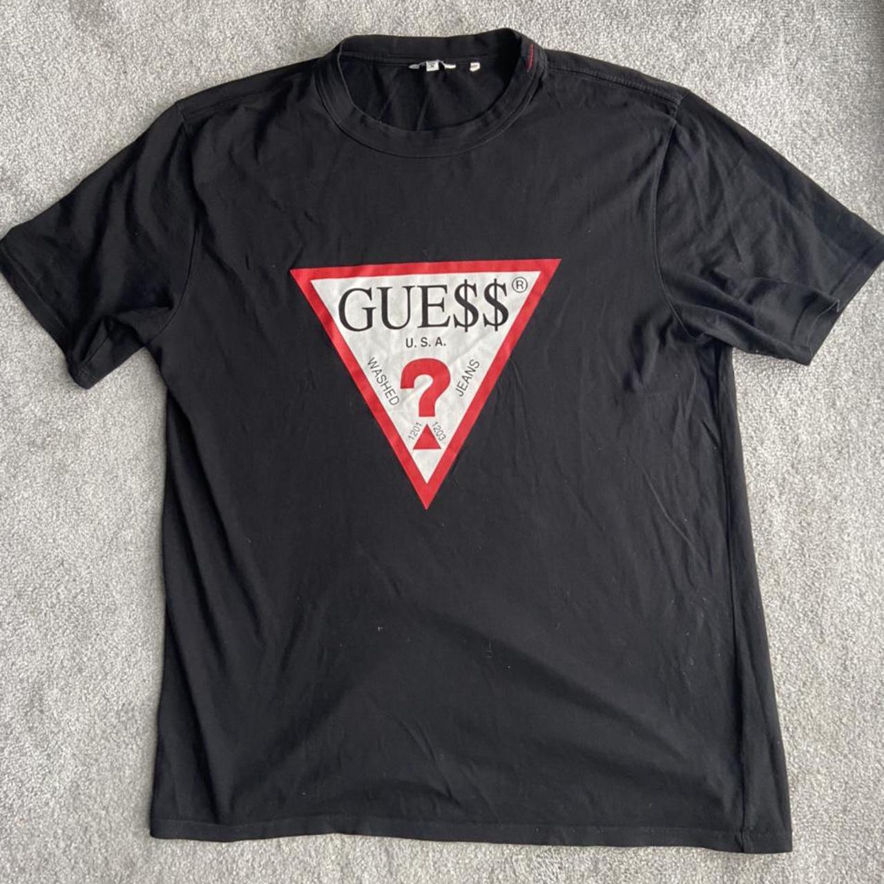 piedestal Ulydighed overvælde Guess Men's T-shirt | Depop