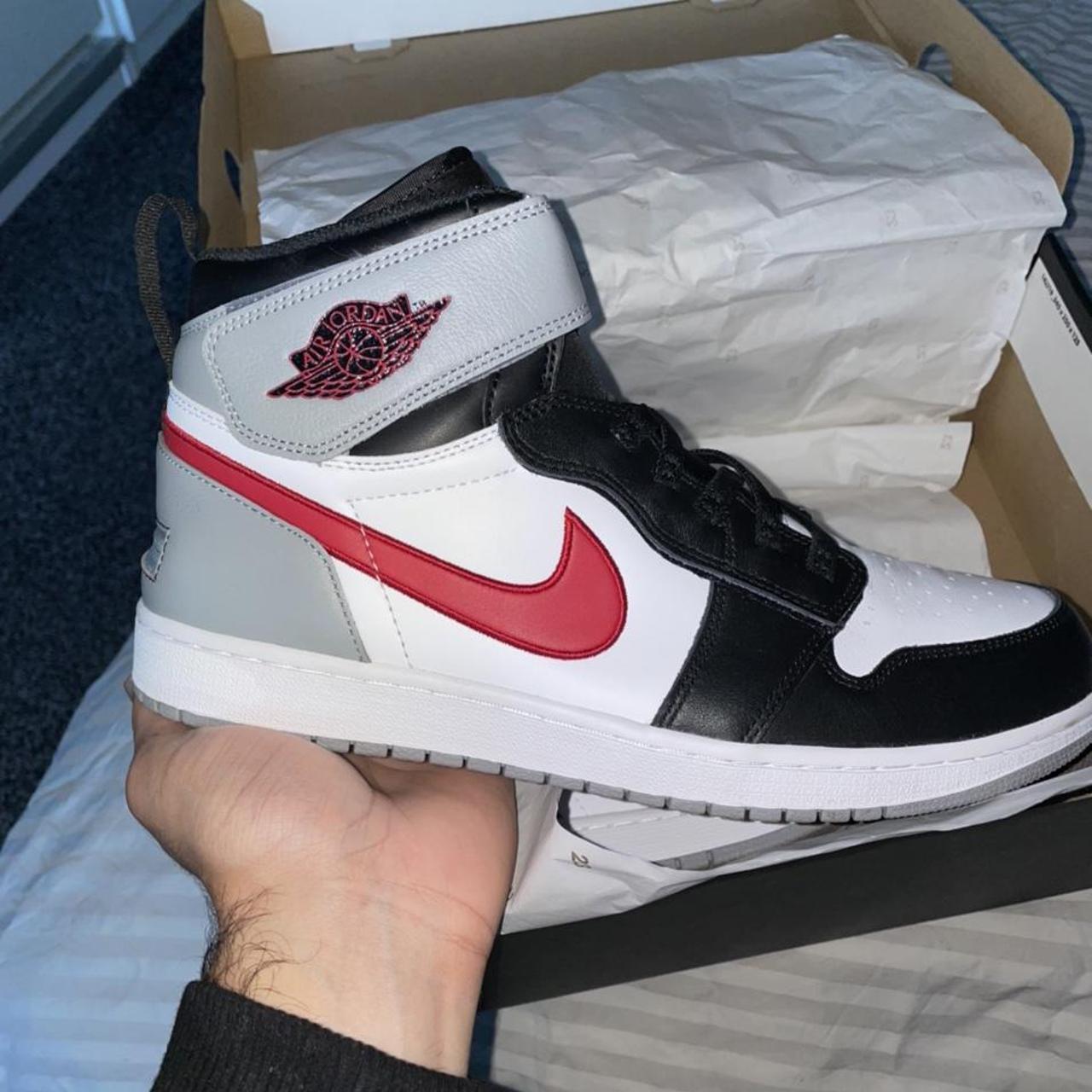 air jordan 1 hi flyease black gym red