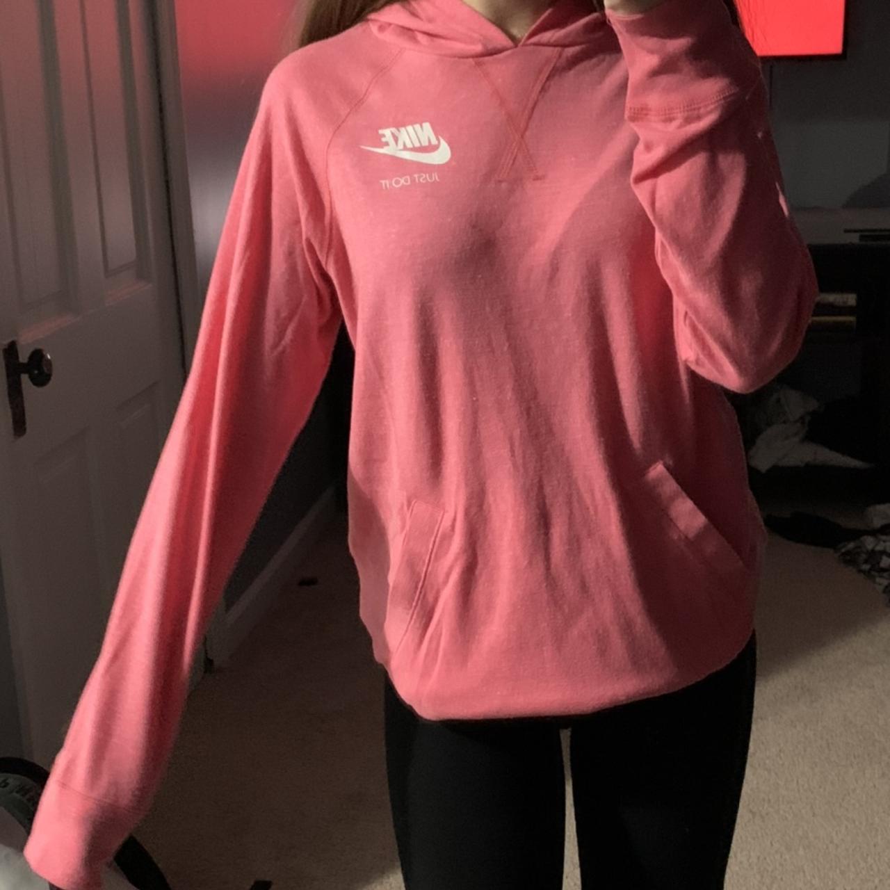 hot pink nike sweatsuit