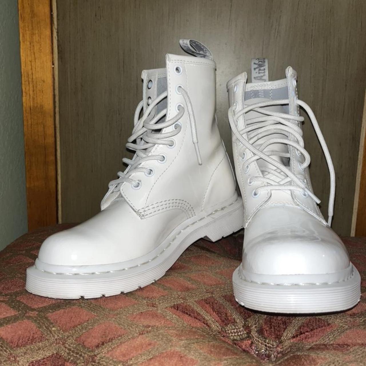 nike water shoes girls