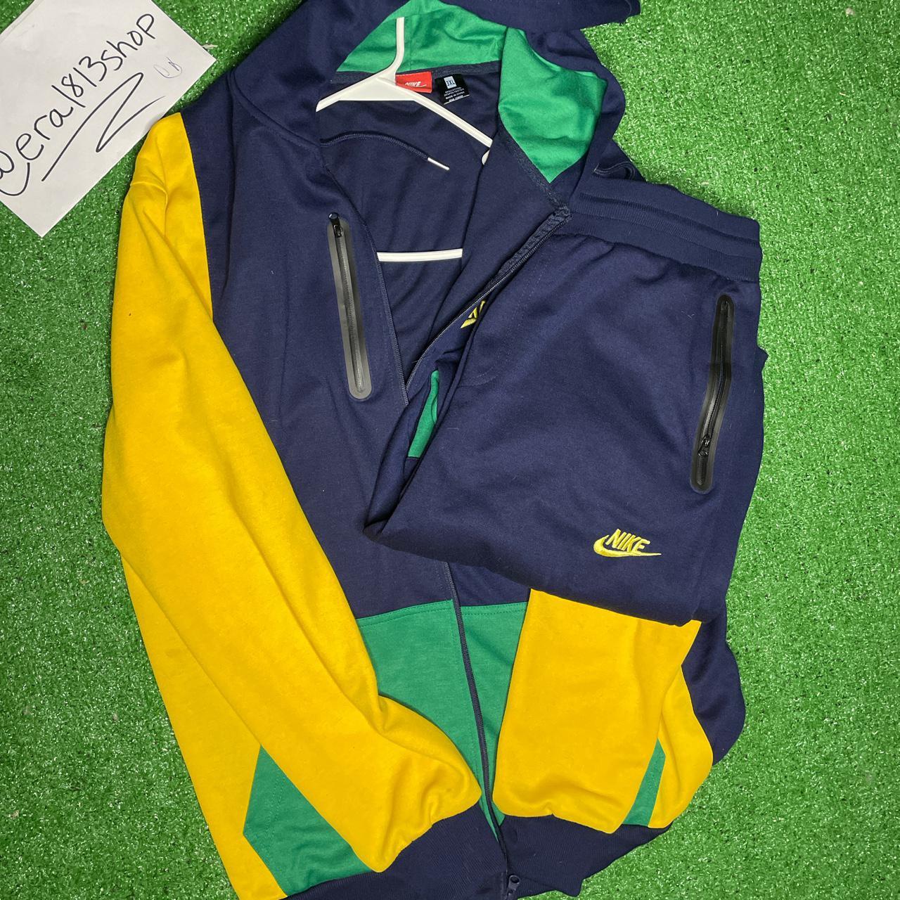 New Nike Fleece Sweat Suit Zip Up Hoodie & Joggers... Depop