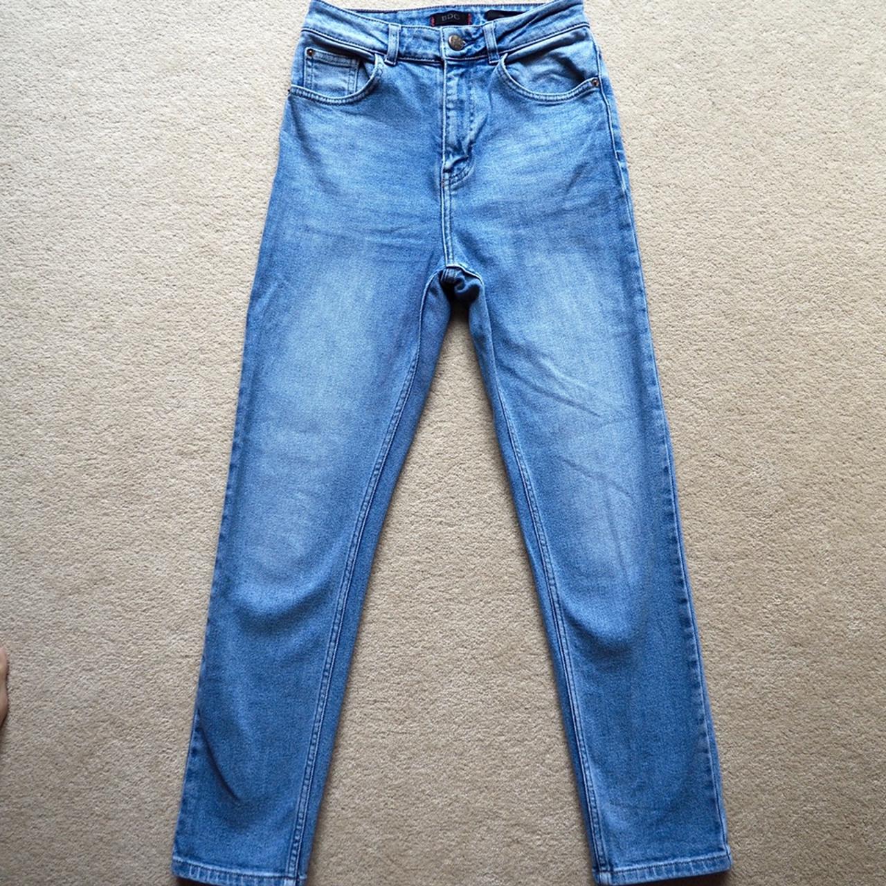 25x28 jeans size