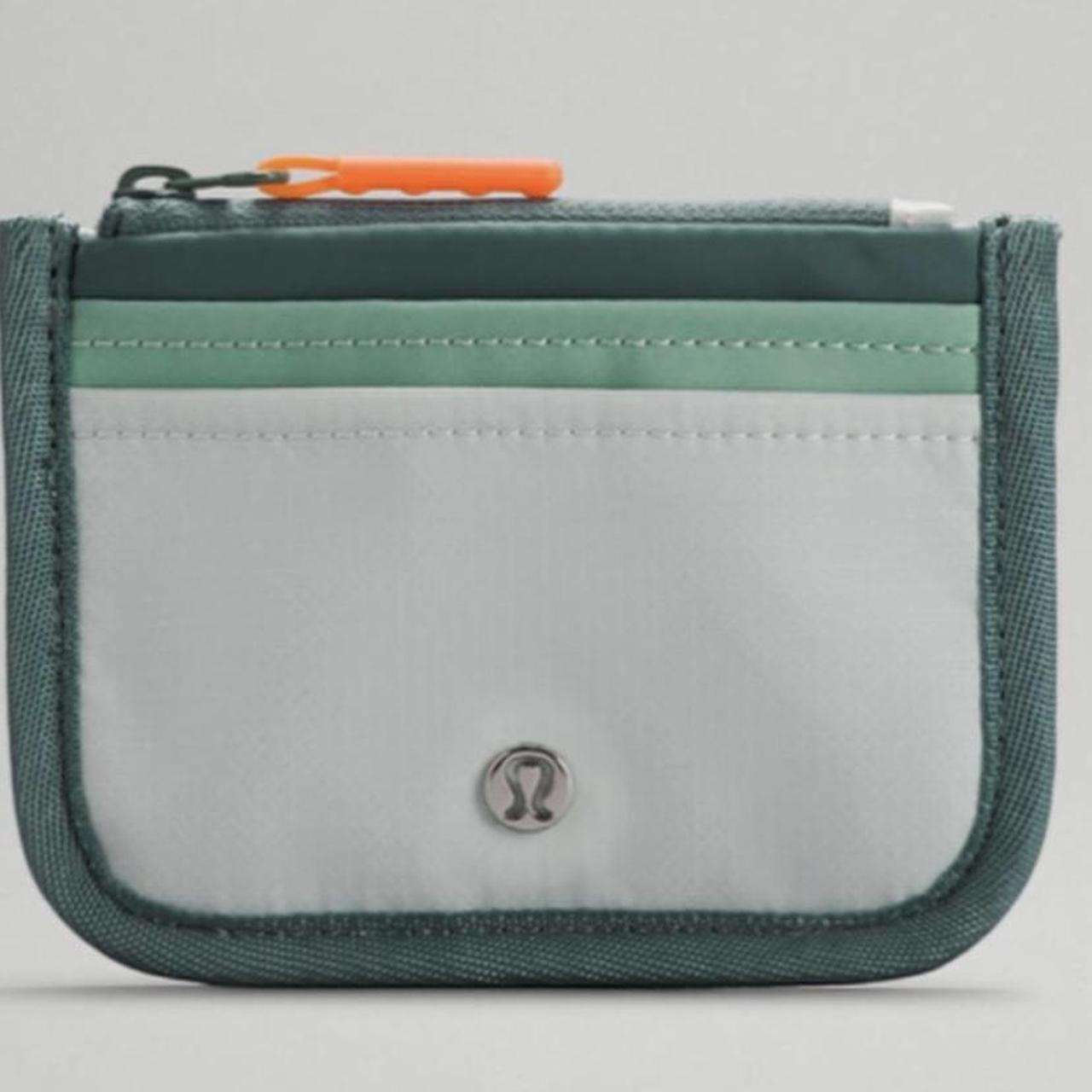 Lululemon true identity wallet Depop