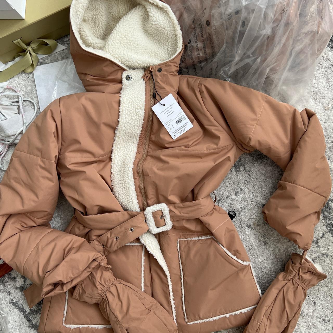Missguided Ski reversible puffer jacket in brown