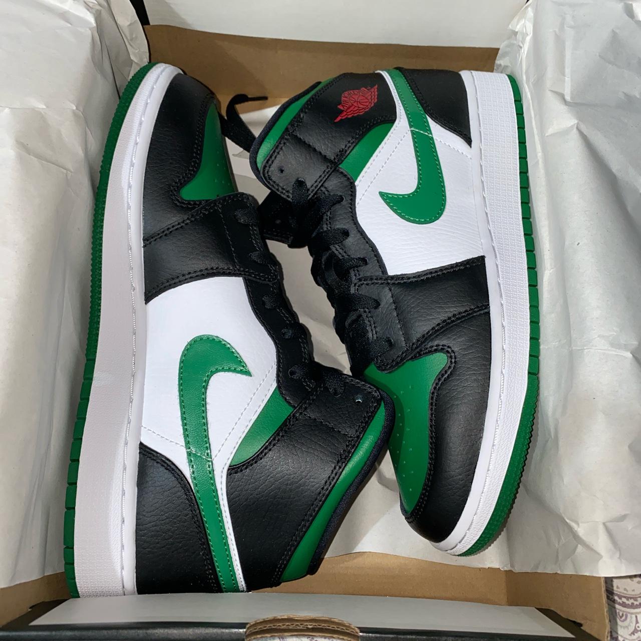 jordan mid 1 green toe