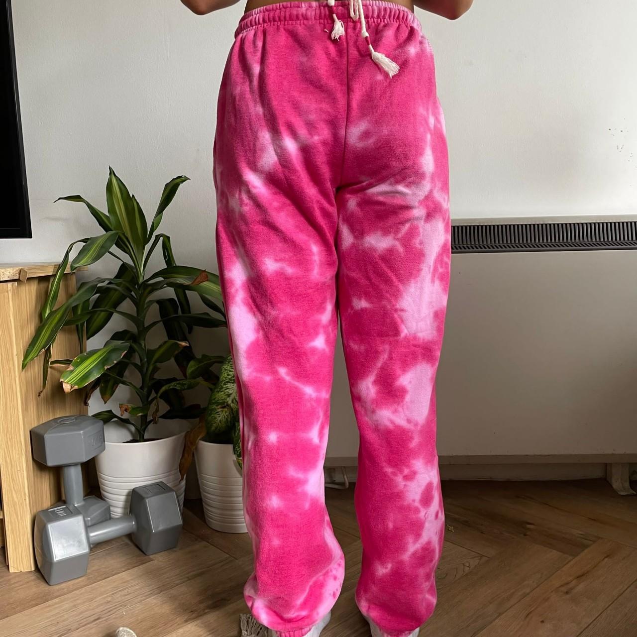 PrettyLittleThing Women's Pink Joggers-tracksuits | Depop