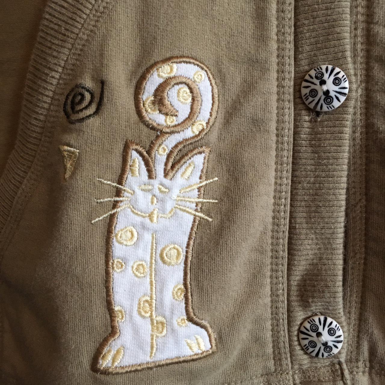 Adorable embroidered cat grandma sweater/ cardigan. Depop