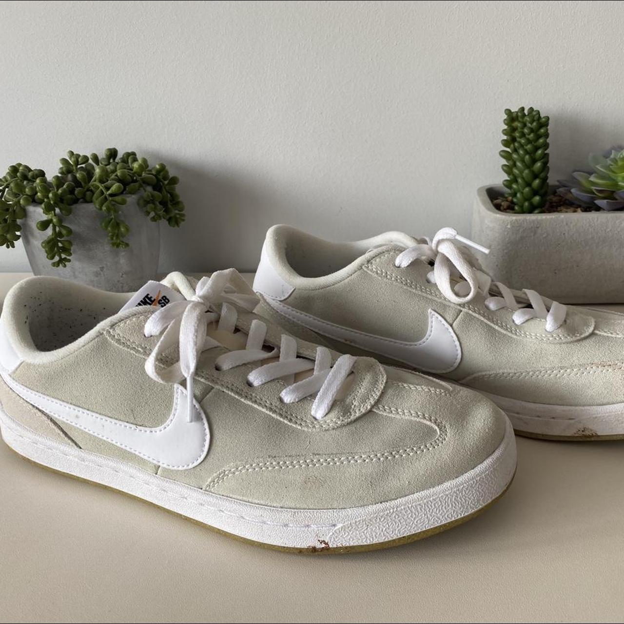 Nike sb classic on sale cream