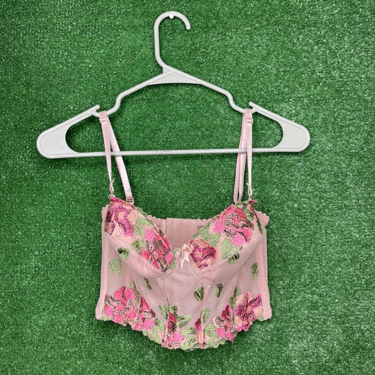 Adorable floral embroidered bustier corset bra... Depop