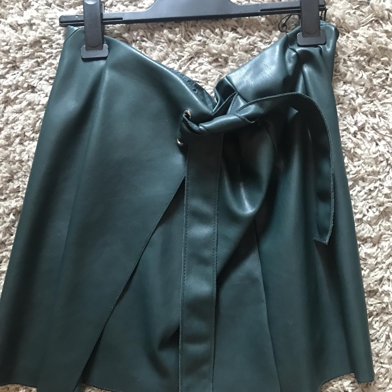 River island green leather on sale skirt