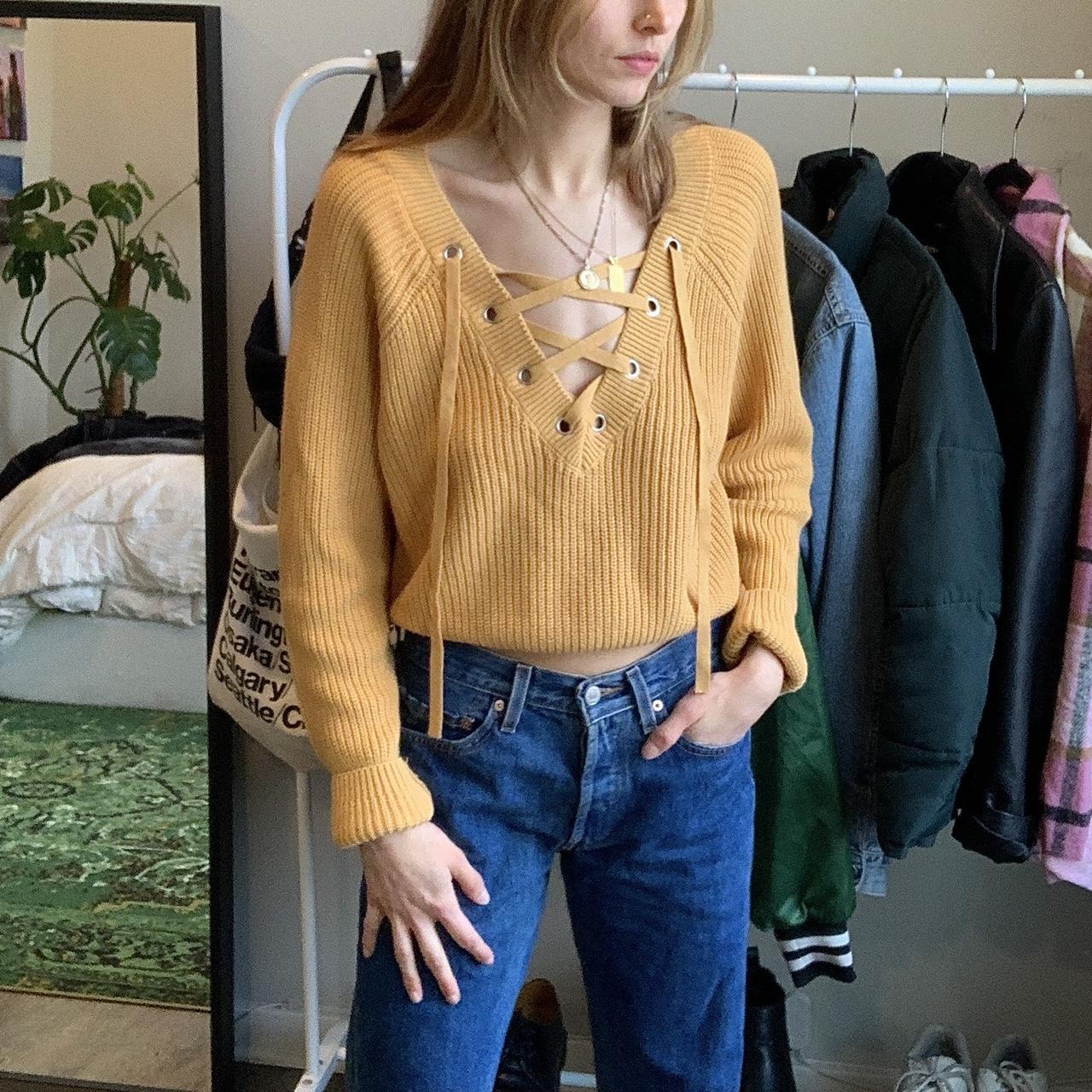 PacSun Women's Sweater Yellow M – YELLOW LACE- UP SWEATER