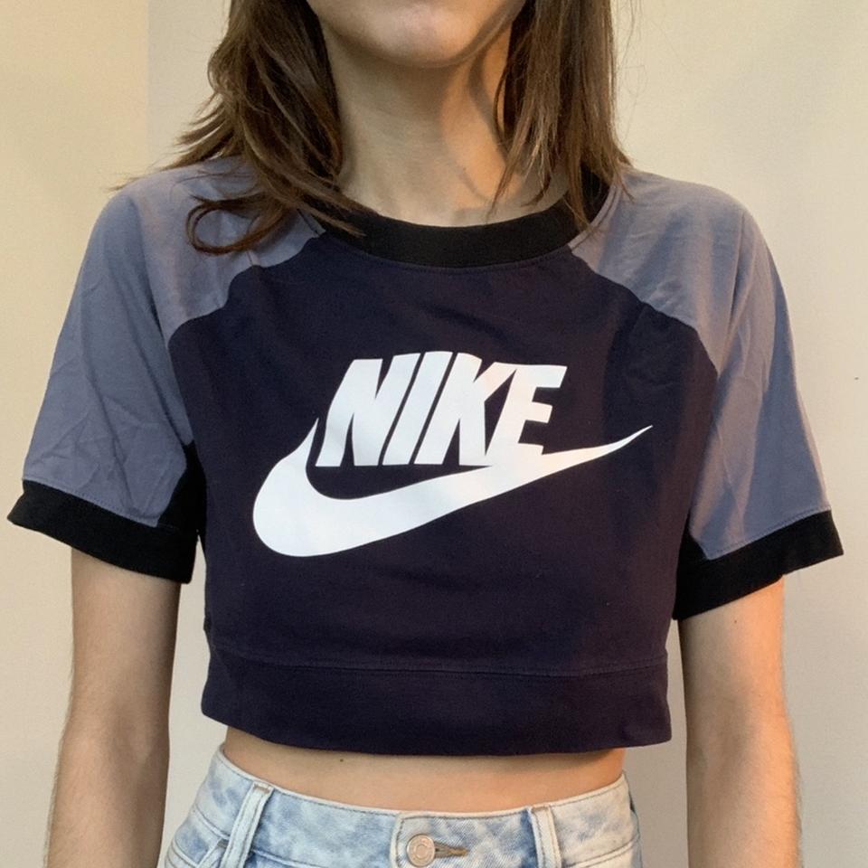 navy blue nike crop top