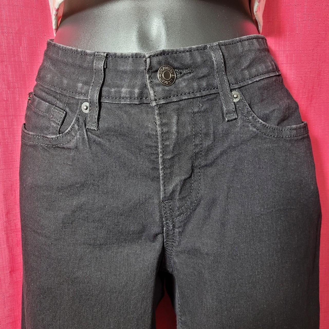 item listed by geegirl1971