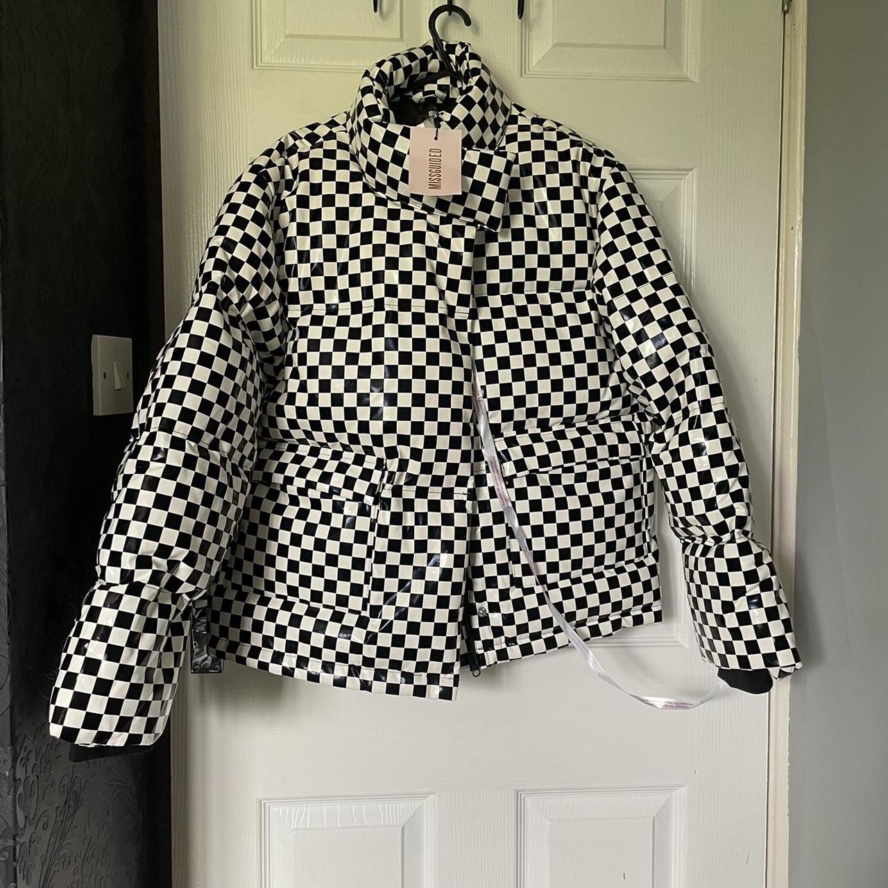 Missguided checkered oversized puffer coat Size 8 - Depop