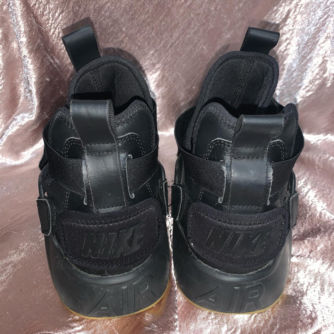 Huarache city black gum best sale