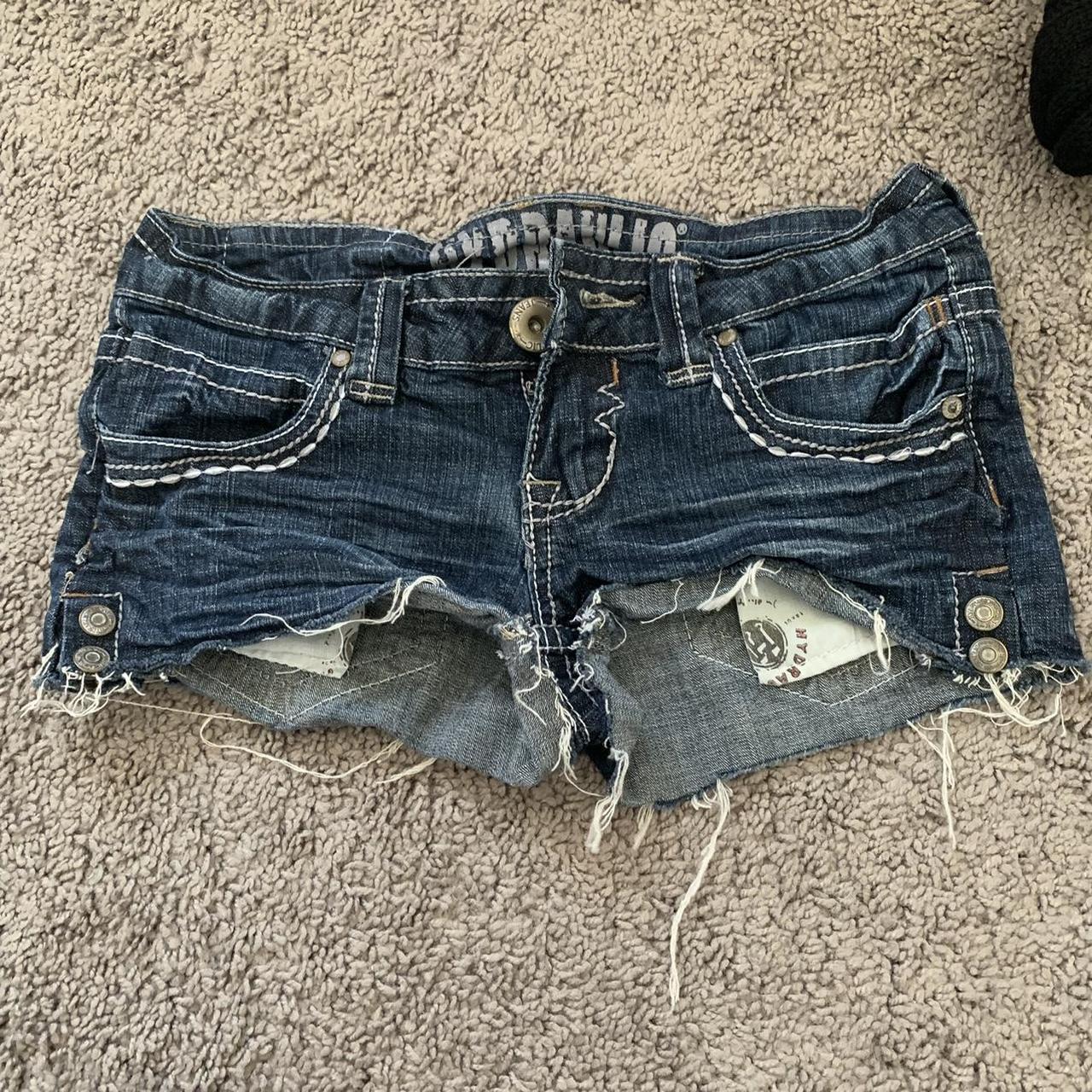 *NO PAYPAL* 90s/y2k jean shorts!! best fits 24... - Depop