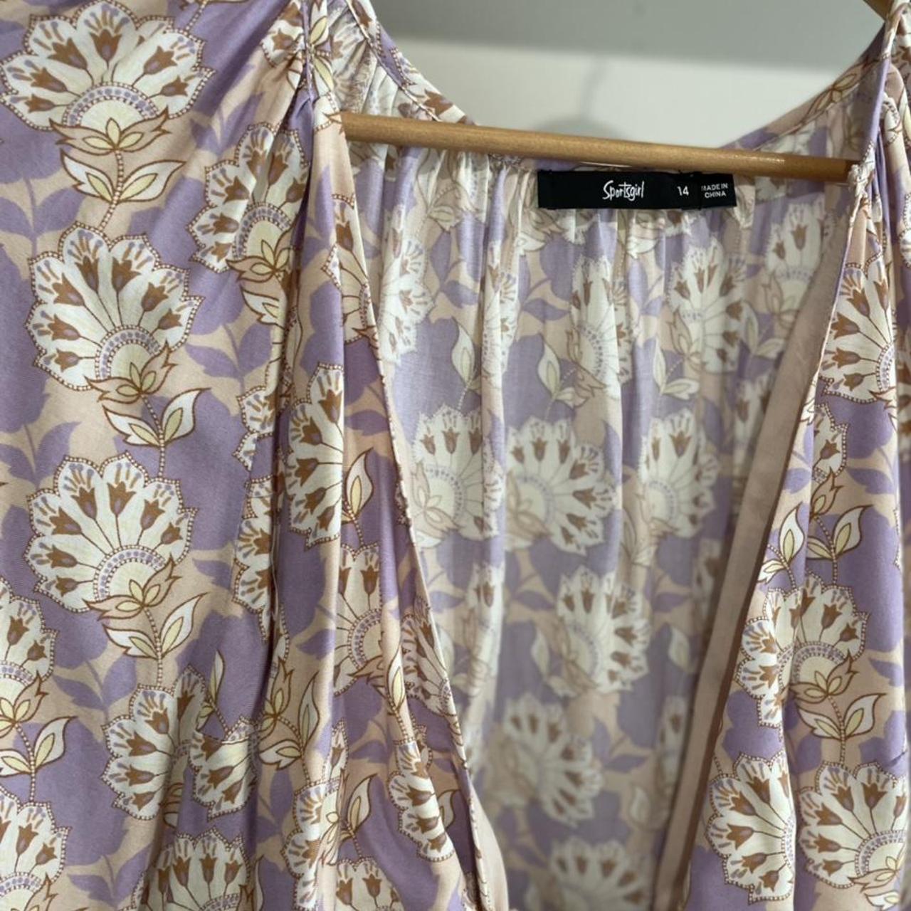 Sportsgirl super cute floral wrap top. Size 14 but... Depop