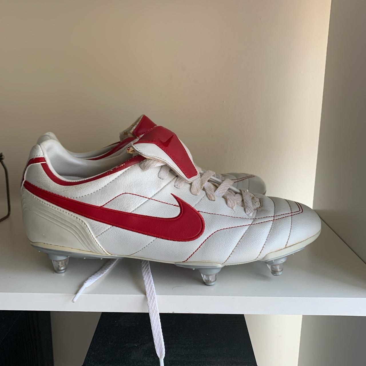 ronaldinho shoes nike