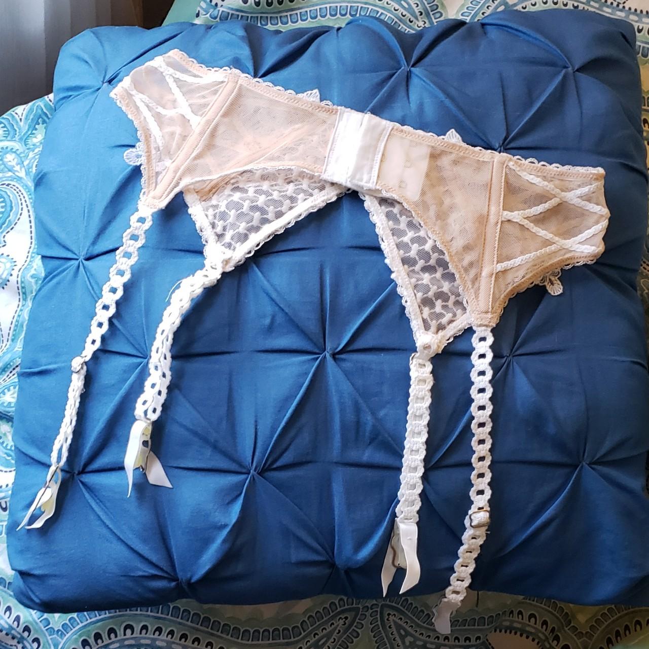 victoria's secret garter belts