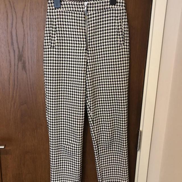 Houndstooth Check Peg Trousers - Topshop USA | Outfits with leggings, Work  outfits women, Fashionable work outfit