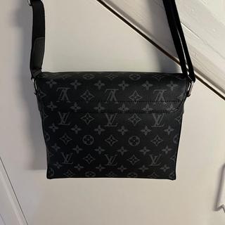 men Louis Vuitton side bag #lv #louisvuitton - Depop