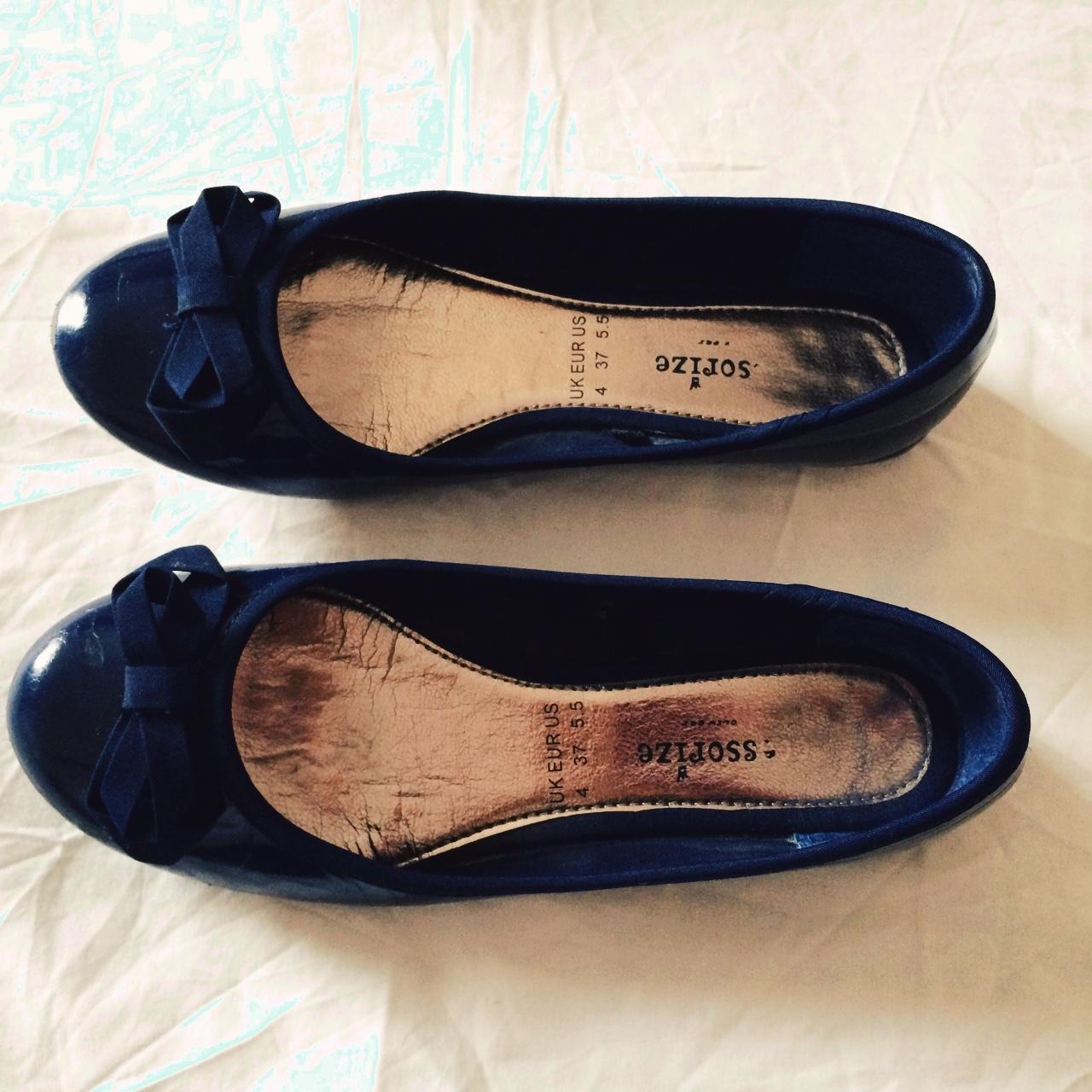 Navy pumps size clearance 4